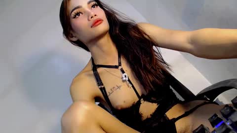 Zoey online show from February 3, 11:47 pm