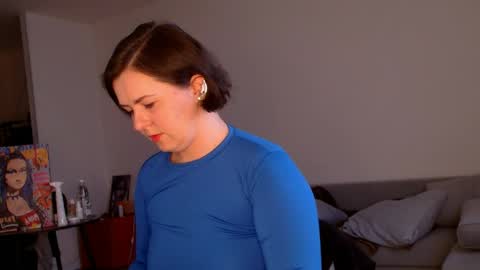 Meera online show from April 13, 11:27 am