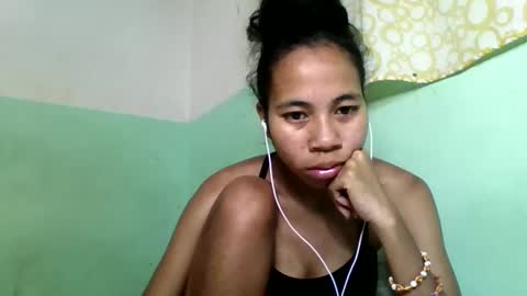 Snapshot of mirah881 chatting on September 29, 6:24 pm mirah881 online show from September 29, 6:24 pm