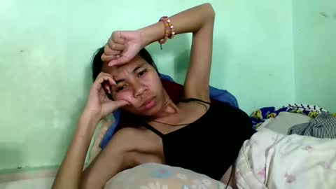 Snapshot of mirah881 chatting on October 11, 6:17 pm mirah881 online show from October 11, 6:17 pm