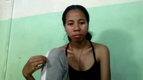 Snapshot of mirah881 chatting on October 14, 7:53 am mirah881 online show from October 14, 7:53 am