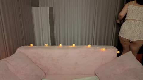 Milky online show from March 22, 9:45 am