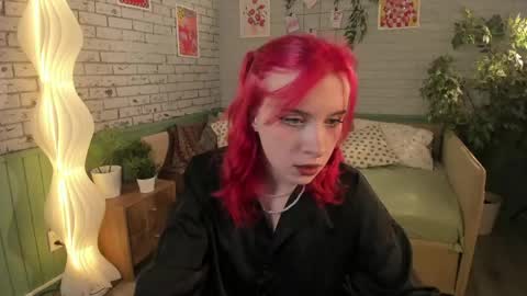 Aki online show from May 10, 8:58 pm