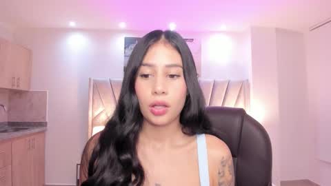 Snapshot of miranda_crawfor chatting on October 4, 4:10 am miranda_crawfor online show from October 4, 4:10 am