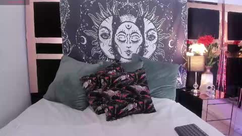 Miranda  online show from April 21, 5:50 pm