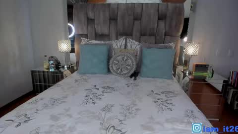 Miranda online show from April 21, 12:45 am