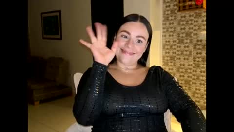 Snapshot of mirandaredd chatting on July 26, 6:43 am Miranda online show from July 26, 6:43 am