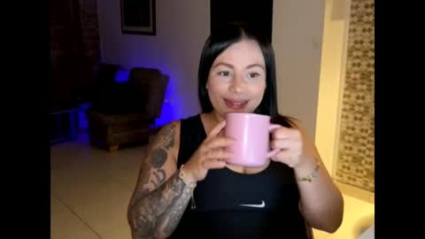 Snapshot of mirandaredd chatting on July 28, 5:14 am Miranda online show from July 28, 5:14 am