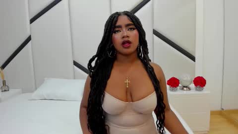 Snapshot of mirandaturbay chatting on October 28, 1:31 am M T online show from October 28, 1:31 am