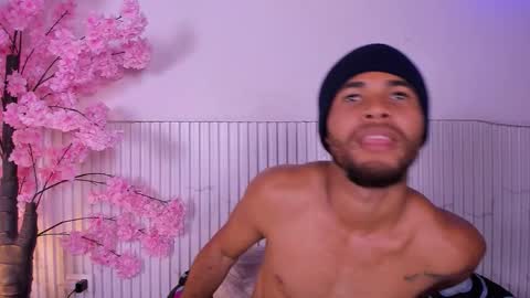 Mirandatroy online show from December 4, 8:50 pm