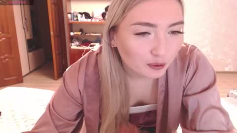 Mira online show from February 9, 4:00 pm