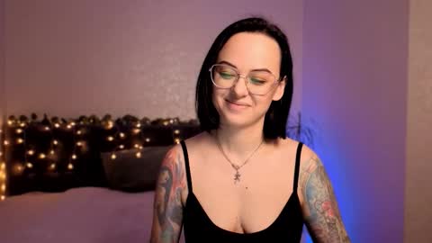 MiraSkyy online show from December 15, 6:12 pm