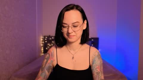 MiraSkyy online show from January 17, 5:49 pm