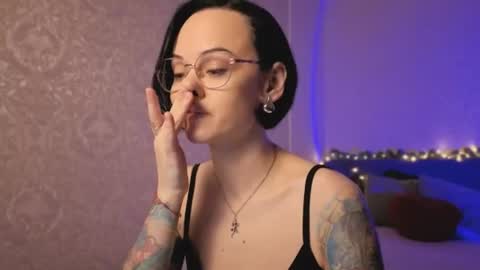 Snapshot of miraskyy chatting on July 21, 5:15 pm MiraSkyy online show from July 21, 5:15 pm