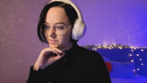 Snapshot of miraskyy chatting on July 24, 8:07 pm MiraSkyy online show from July 24, 8:07 pm