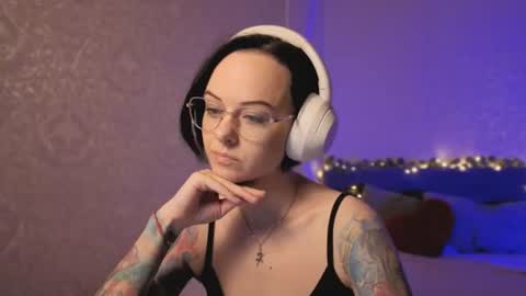 Snapshot of miraskyy chatting on July 27, 5:42 pm MiraSkyy online show from July 27, 5:42 pm