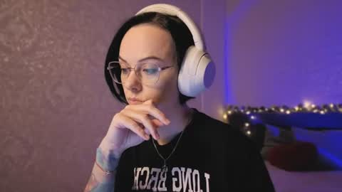 Snapshot of miraskyy chatting on July 28, 7:26 pm MiraSkyy online show from July 28, 7:26 pm