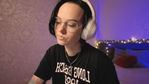 Snapshot of miraskyy chatting on July 28, 8:52 pm MiraSkyy online show from July 28, 8:52 pm