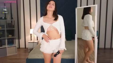 Mira  dont forget to thumbs up me online show from October 20, 11:10 am