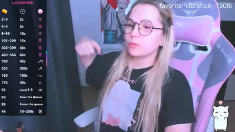 Kira online show from November 14, 1:26 am