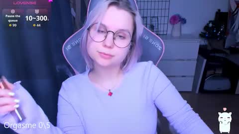 Kira online show from March 9, 6:12 pm