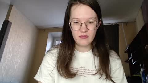 Snapshot of miriamor chatting on February 8, 7:37 am Mira online show from February 8, 7:37 am