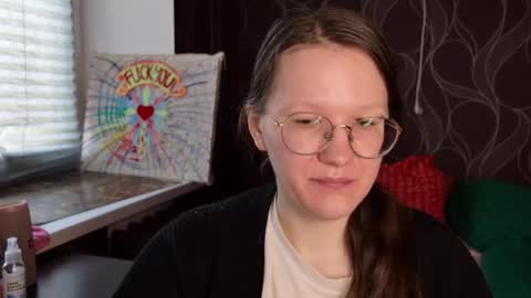 Snapshot of miriamor chatting on October 7, 8:11 am Mira online show from October 7, 8:11 am