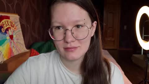 Snapshot of miriamor chatting on October 31, 7:53 am Mira online show from October 31, 7:53 am