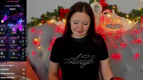 Snapshot of miriamwhite chatting on December 25, 7:14 am Miriam WhiteF online show from December 25, 7:14 am
