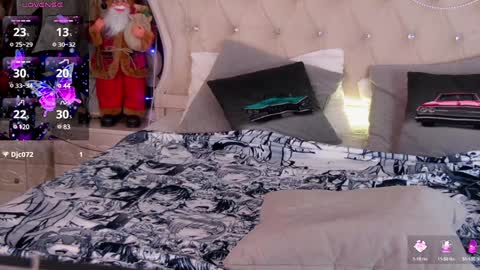 Snapshot of miriamwhite chatting on December 29, 4:38 am Miriam WhiteF online show from December 29, 4:38 am