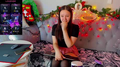 Snapshot of miriamwhite chatting on December 31, 9:21 am Miriam WhiteF online show from December 31, 9:21 am