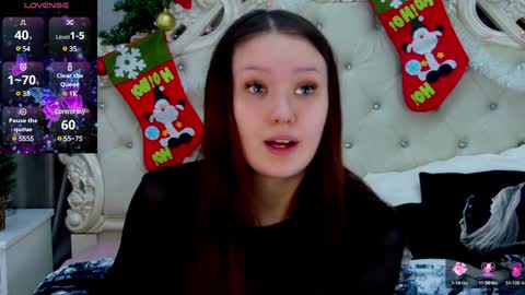 Snapshot of miriamwhite chatting on January 4, 9:00 am Miriam WhiteF online show from January 4, 9:00 am