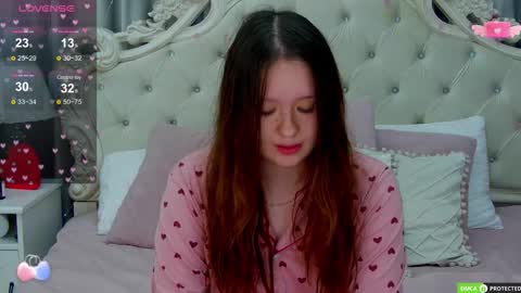 Snapshot of miriamwhite chatting on October 12, 3:16 am Miriam WhiteF online show from October 12, 3:16 am