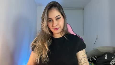 Snapshot of mirilinda chatting on January 28, 1:50 am mirilinda online show from January 28, 1:50 am