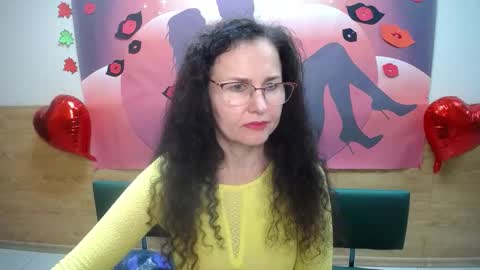 Snapshot of miroslava_happi chatting on October 1, 6:41 am Miroslava Happi online show from October 1, 6:41 am
