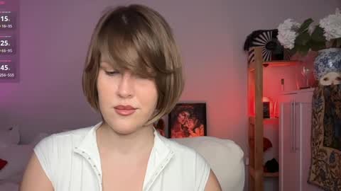 Snapshot of mirrorofsoul chatting on May 22, 5:47 am Shelley online show from May 22, 5:47 am