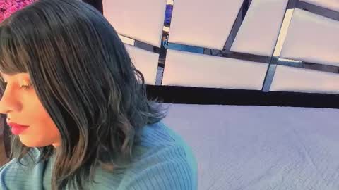     online show from February 28, 12:39 pm