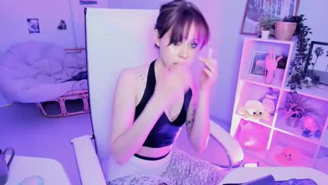 Snapshot of misapage chatting on March 12, 7:06 pm Misa online show from March 12, 7:06 pm