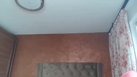 Snapshot of mishakiss34 chatting on December 8, 12:19 pm Misha online show from December 8, 12:19 pm