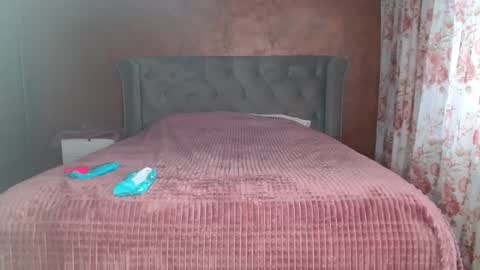 Snapshot of mishakiss34 chatting on December 10, 10:38 am Misha online show from December 10, 10:38 am