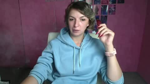Snapshot of mishelle_blondie chatting on July 10, 5:56 am Mishelle online show from July 10, 5:56 am