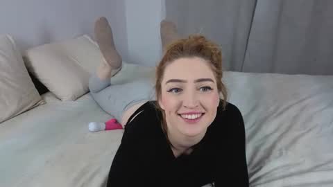 Elora online show from April 21, 11:49 am