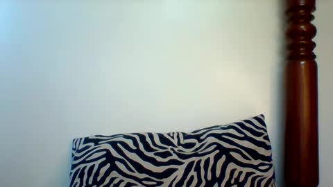 miss440 online show from November 1, 1:35 pm