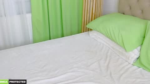 Snapshot of miss___alisa chatting on April 30, 8:57 pm Alisa NONNUDE online show from April 30, 8:57 pm