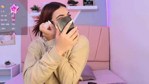 Snapshot of miss__ivy chatting on December 6, 12:16 pm online show from December 6, 12:16 pm