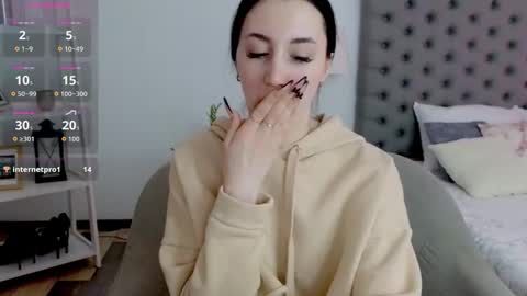 Linn online show from February 5, 3:27 pm