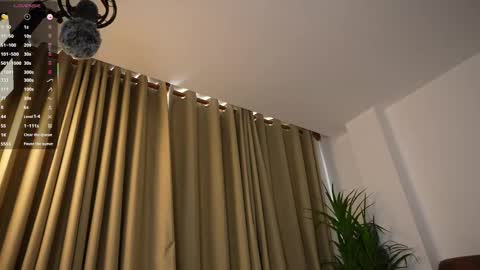 miss airi online show from December 16, 3:17 pm