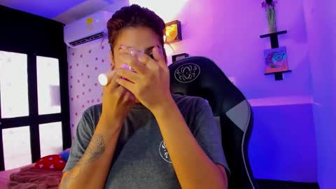 Akemi 3 online show from October 8, 1:09 pm