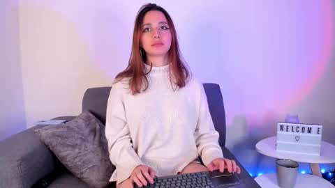 Alexa Sarmiento online show from February 12, 4:44 pm