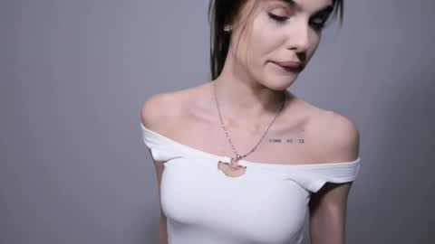 Katrin online show from February 10, 1:33 pm